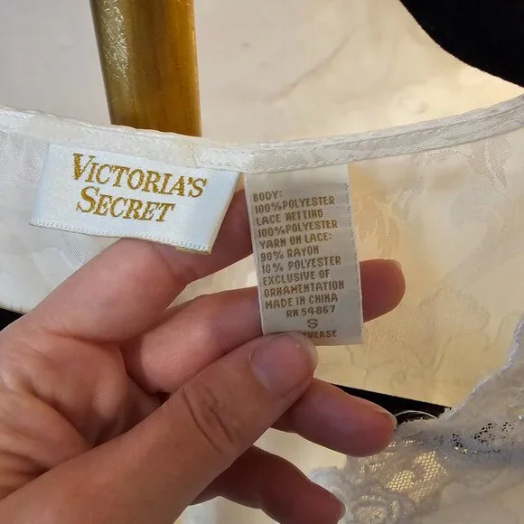 Vintage Victoria's Secret Ivory Pajama Top - Picture 3 of 6